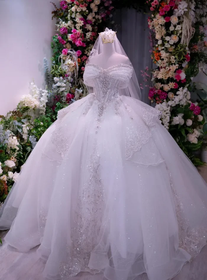 Wedding gown